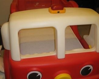 toddler bed-fire engine