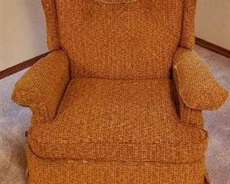 Vintage Pontiac Harvest Gold Rocker / Recliner with Removable Seat Cushion - slight damage with cloth between chair & Foot Rest