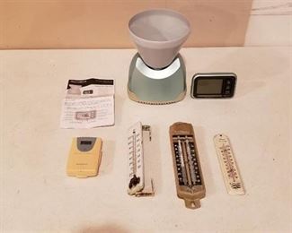 Lot of Thermometers and a Wireless Rain Gauge