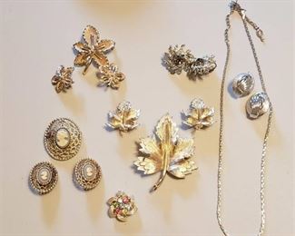 Lot of Sarah Coventry Jewelry