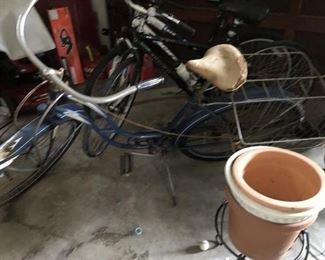 Great Vintage Wards Hawthorne Bike, complete with the "news paper" baskets!  