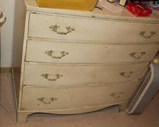 Furniture 4 drawer dresser