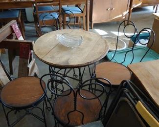 ICE CREAM PARLOR TABLE AND 4 CHAIRS - NOT A REPRODUCTION