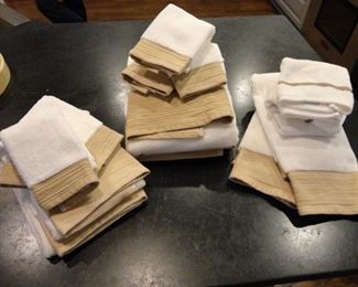 Beige Towel Sets 