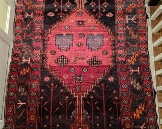 Vintage hand woven Persian Malayer rug, 100% wool face, measures 4' x 6' 2".