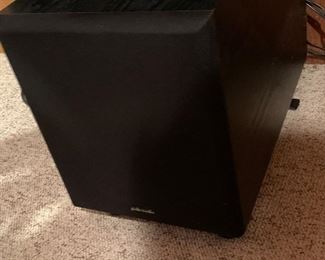 Polk sub woofer with 4 speakers