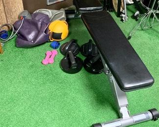 Powerline Weight bench, exercise balls