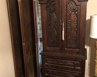 carved wood small armoire    5 panel screen 