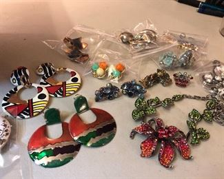costume /retro - 60's-70's-80's clip earrings- and pins- and  more- fun stuff  great to wear or use for repair lots or making jewelry have alot !!