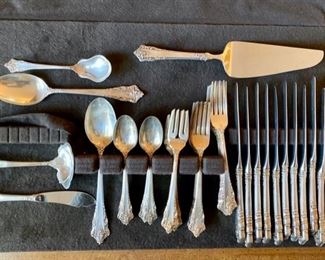 Lunt "Rondelay" sterling flatware