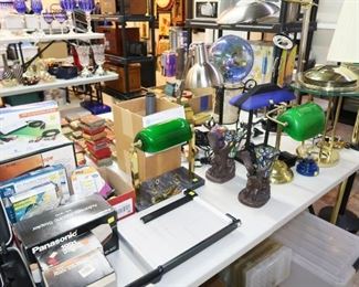 Huge selection of lamps