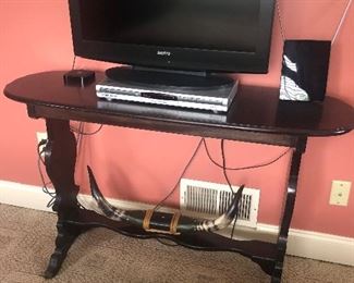 Sofa table