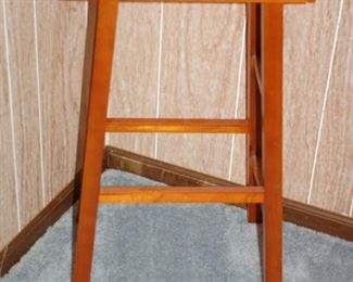 Open seat bar stool	17" W x 9" D x 29" H
