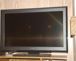 Sony Bravia flat panel TV	37" D
