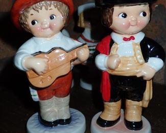 DOLLY DINGLE SERIES / GOEBEL / GERMANY