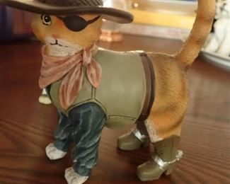 THE HAMILTON COLLECTION CATS