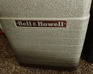 BELL & HOWELL PROJECTOR