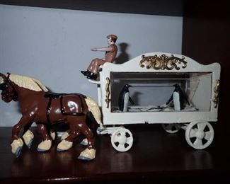 CIRCUS CARRAGE