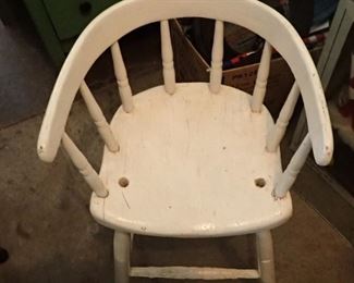 CHILDS CHAIR