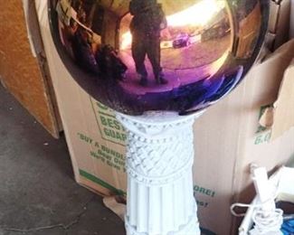 GAZING BALL AND STAND
