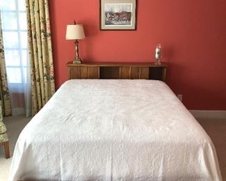 American of Martinsville Mid Century  queen bed,      Tom Mewborn  print Demorest