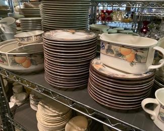 MIKASA GARDEN HAREST