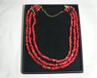 Red coral necklace