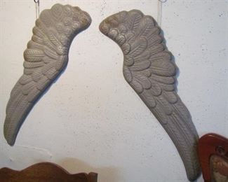 Metal angel's wings