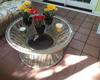 Wicker round patio glass top table