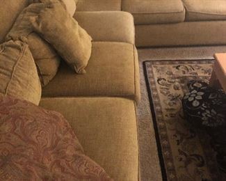 William Alan Sectional Sofa