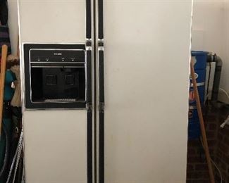Refrigerator Freezer