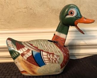 Tin Litho battery operated duck