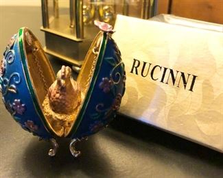 Rucinni egg with chicken