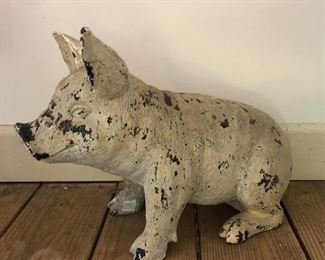 Pig figurine