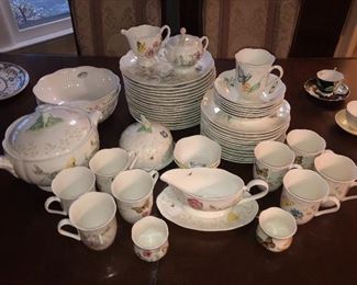 LENOX BUTTERFLY MEADOW FINE CHINA