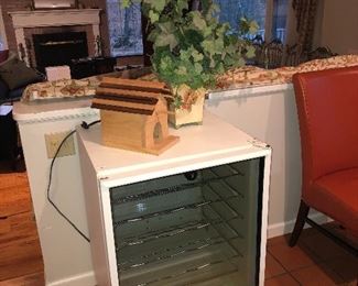 WINE REFRIGERATOR