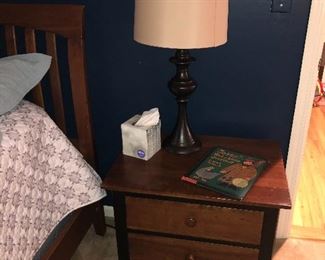 ETHAN ALLEN NIGHTSTAND