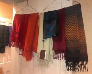 LADIES PASHMINA SCARVES
