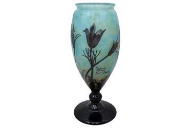 0014 Fine Daum Nancy French Cameo Glass Vase
