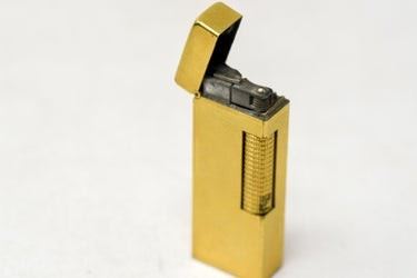 0037A Vintage Dunhill Lighter