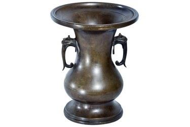 0133 Chinese Bronze Twin Handled Vase