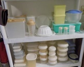 Rubbermaid storage