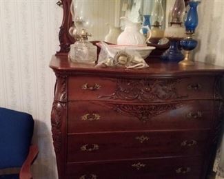 chest of drawers with swivel mirror