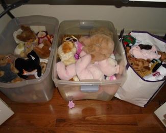 MIddle tub plush toys - right & left tubs Beanie babies