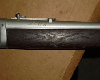 MARX plastic silver barrel rifle - works