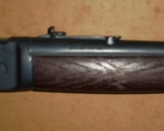 MARX plastic brown  barrel rifle (trigger doesn't work)
