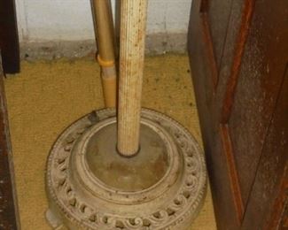 Antique Floor lamp - works