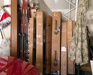 Garage with women's golf clubs 