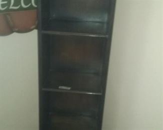 Corner shelf (walnut)