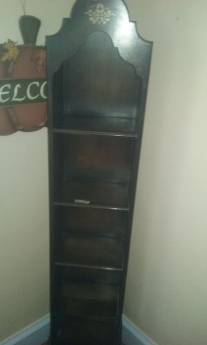 Corner shelf (walnut)